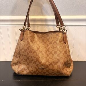 Coach Hallie Shoulder Bag In Signature
Canvas Brown - F80298